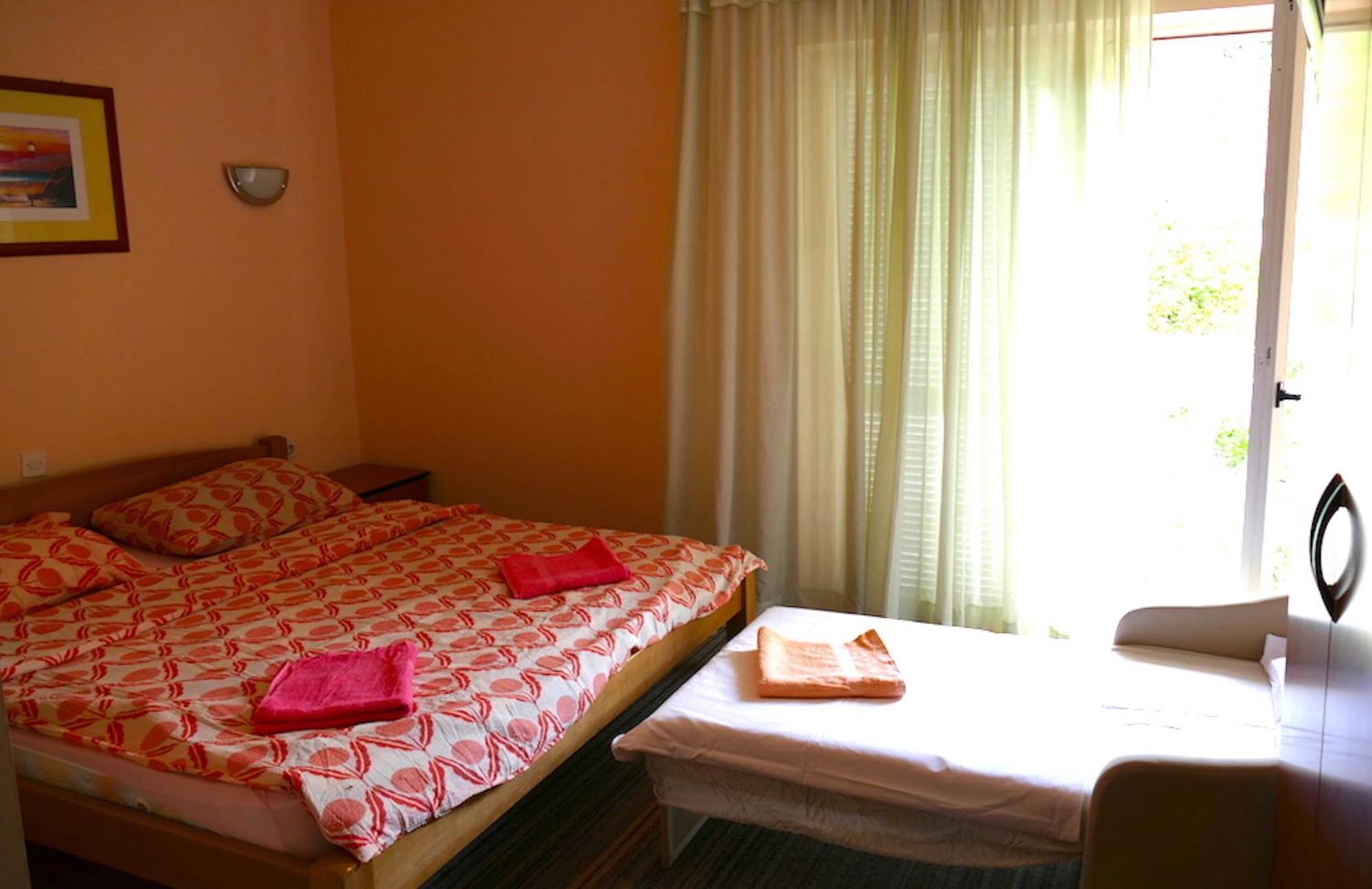 B&B Garni Stefi! Supetarska Draga Bilik gambar